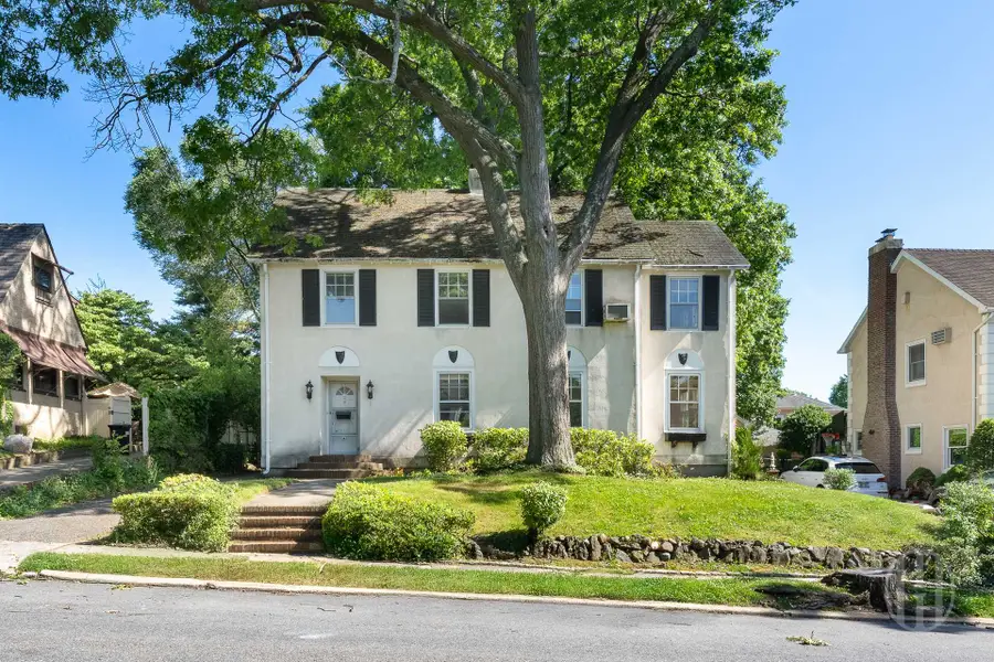 12 Carolina Road, Queens, NY 11362-1028 - #2
