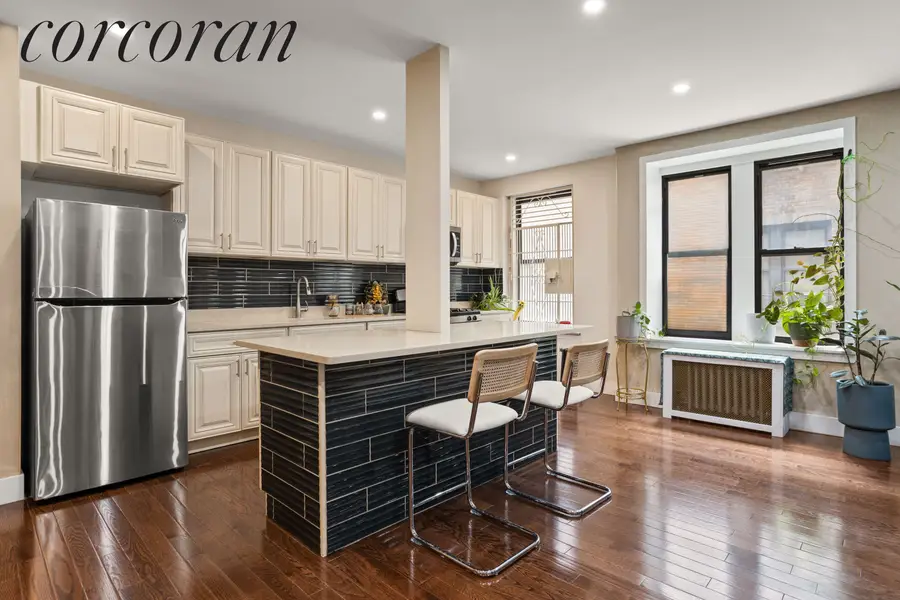 2199 Holland Avenue #3H, Bronx, NY 10462 - #3