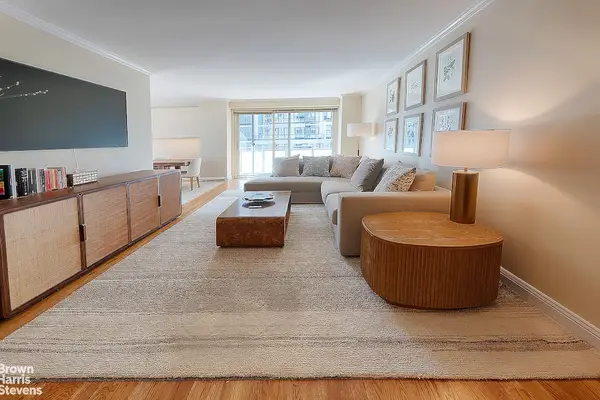 300 E 40th Street #21R, Manhattan, NY 10016