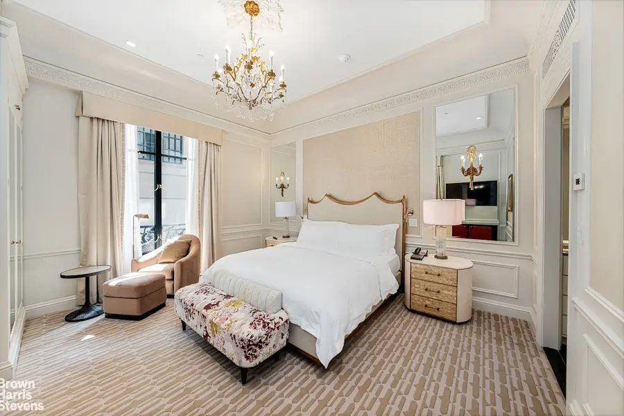 2 E 55th Street #901, New York, NY 10022 - #2