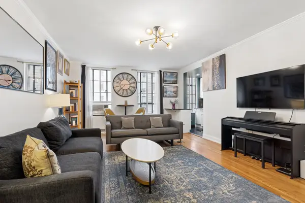 333 W 56th Street #9L, Manhattan, NY 10019