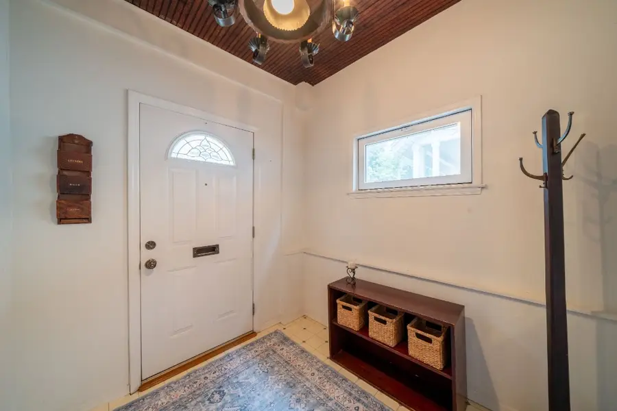 414 E 239th Street, Bronx, NY 10470 - #3