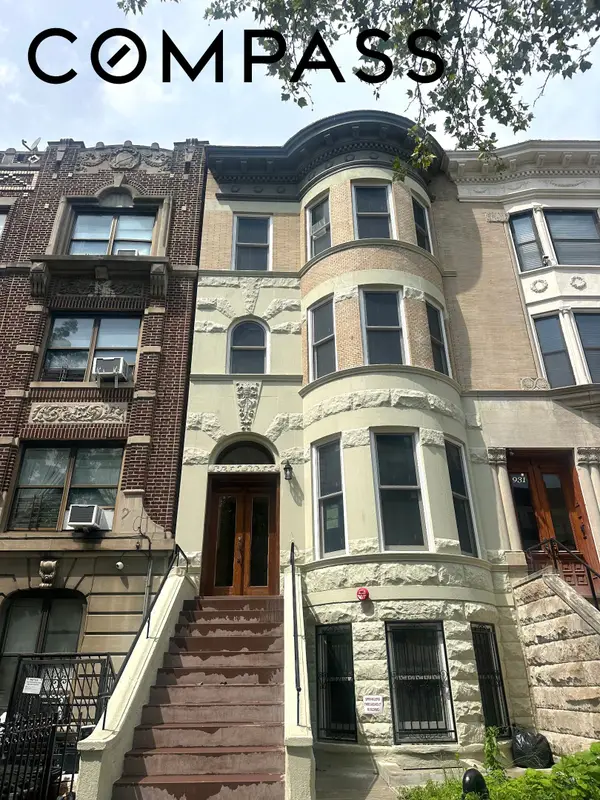 929 St Marks Avenue, Brooklyn, NY 11213