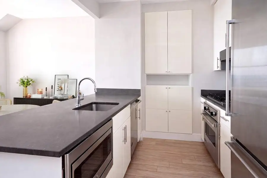 1 Hanson Place #24E, Brooklyn, NY 11243 - #3