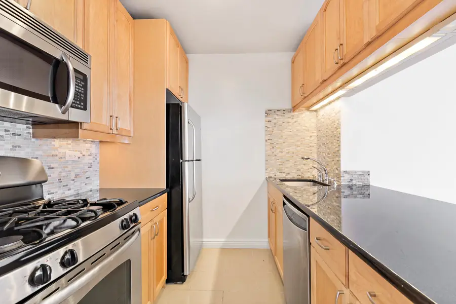 377 Rector Place #17F, New York, NY 10280 - #3