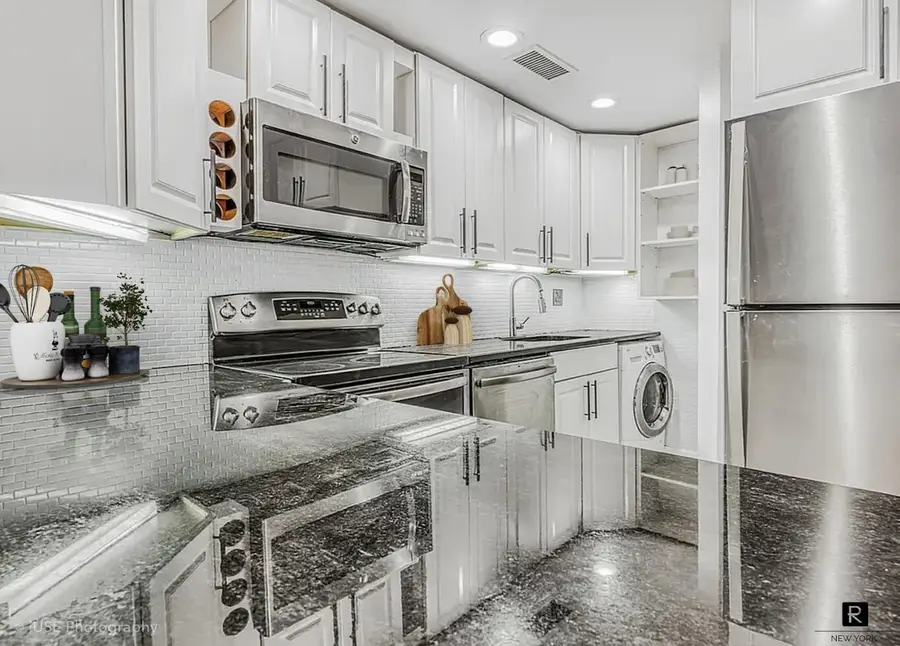233 E 31st Street #GARDEN, New York, NY 10016 - #2