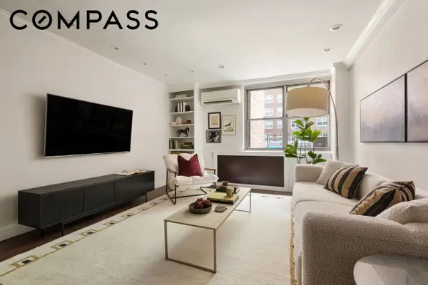 32 Gramercy Park S #2A, Manhattan, NY 10003