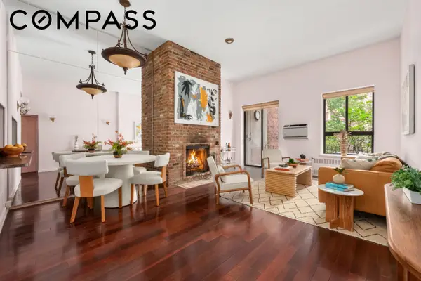 228 W 21st Street #2, Manhattan, NY 10011