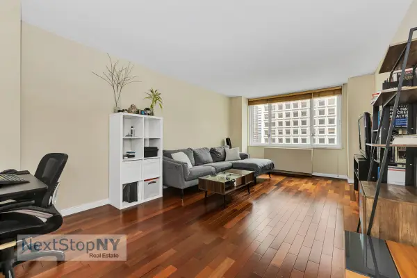245 E 54th Street #16C, Manhattan, NY 10022