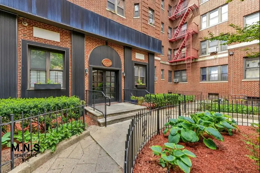 155-01 90th Avenue #3-A, Queens, NY 11432 - #2