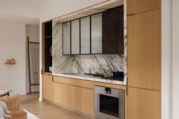 135 E 47th Street #21D, Manhattan, NY 10017