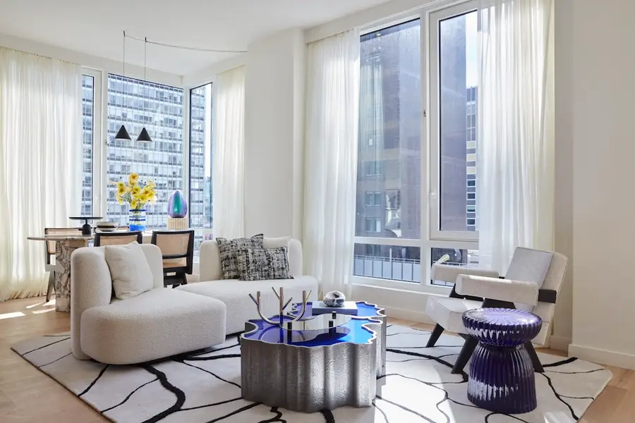 135 E 47th Street #21D, Manhattan, NY 10017 - #2