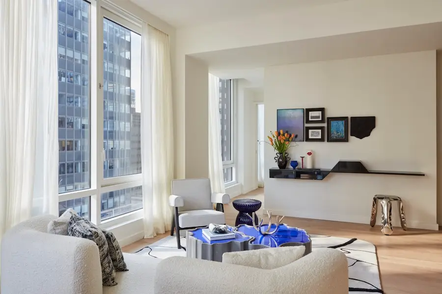 135 E 47th Street #21D, Manhattan, NY 10017 - #3