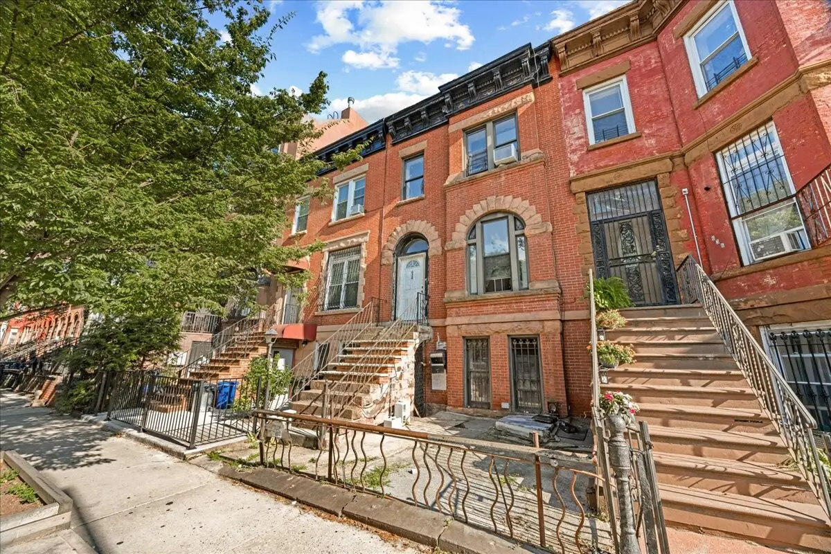 638 Halsey Street, Brooklyn, NY 11233 - #1