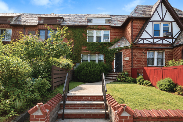 93-13 69th Avenue, Queens, NY 11375