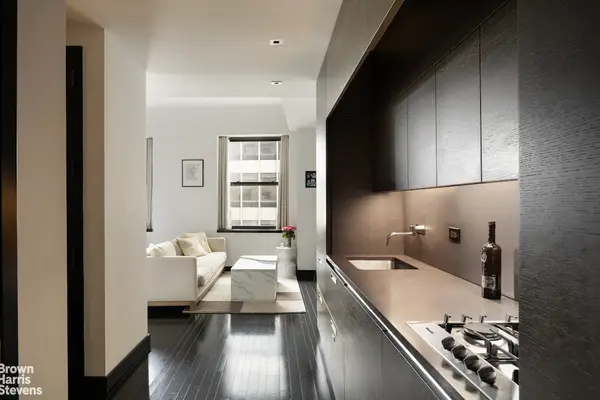 20 Pine Street #2905, Manhattan, NY 10005