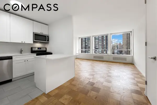 300 E 33rd Street #21F, Manhattan, NY 10016