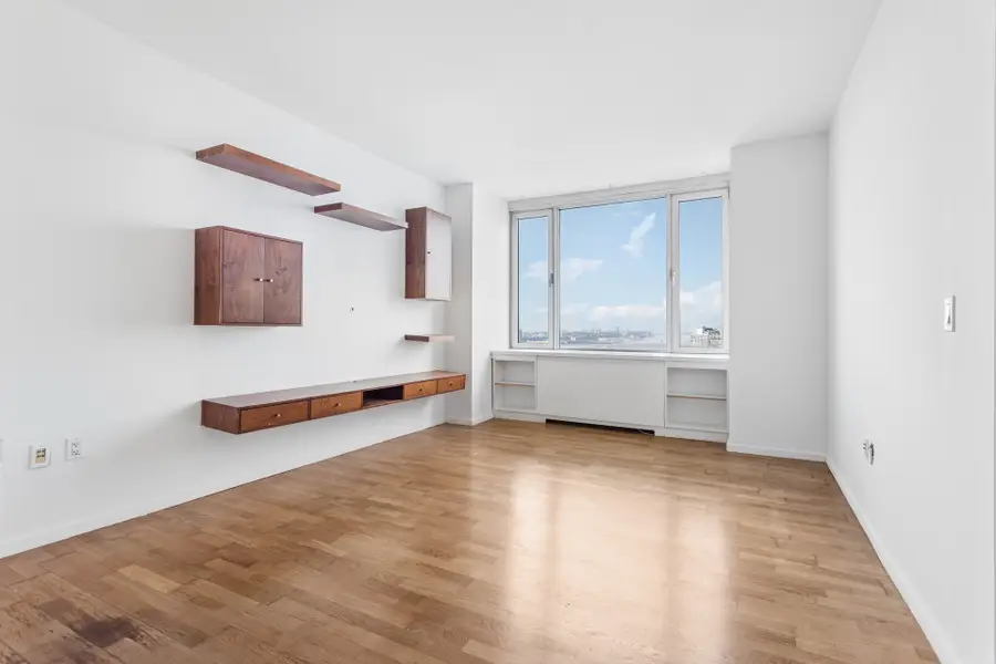 635 W 42nd Street #40D, New York, NY 10036 - #3