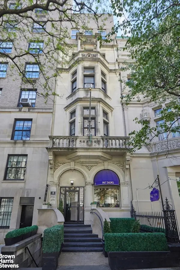 28 E 72nd Street, Manhattan, NY 10021
