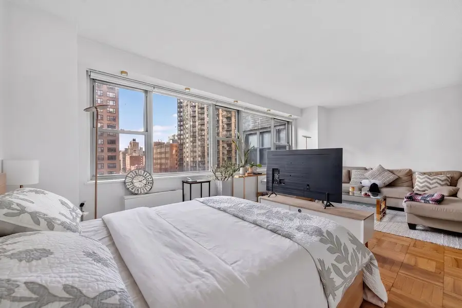 300 E 40th Street #9G, Manhattan, NY 10016 - #2