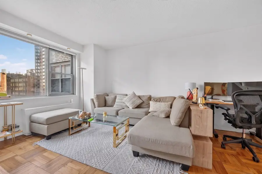 300 E 40th Street #9G, Manhattan, NY 10016 - #3