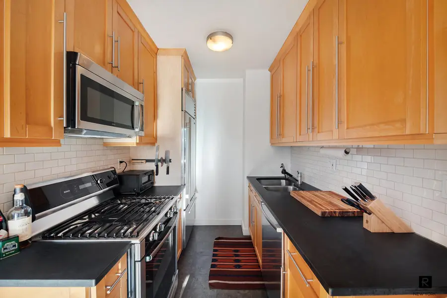 350 W 14th Street #5-C, New York, NY 10014 - #3