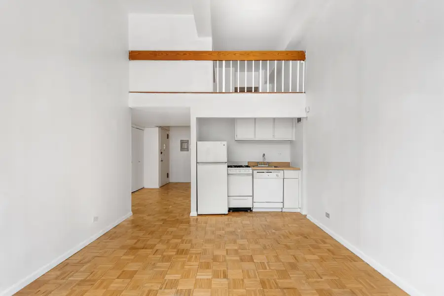350 E 62nd Street #2T, New York, NY 10021 - #2