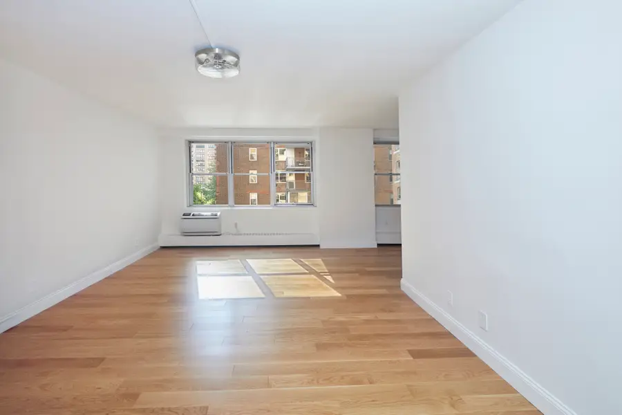 303 W 66th Street #1BW, Manhattan, NY 10069 - #3