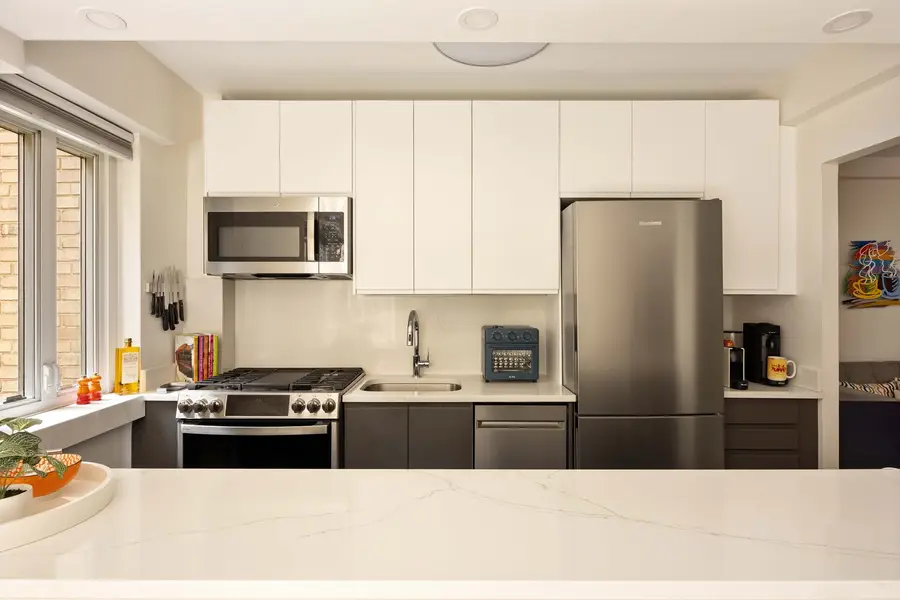 333 W 57th Street #3H, Manhattan, NY 10019 - #3