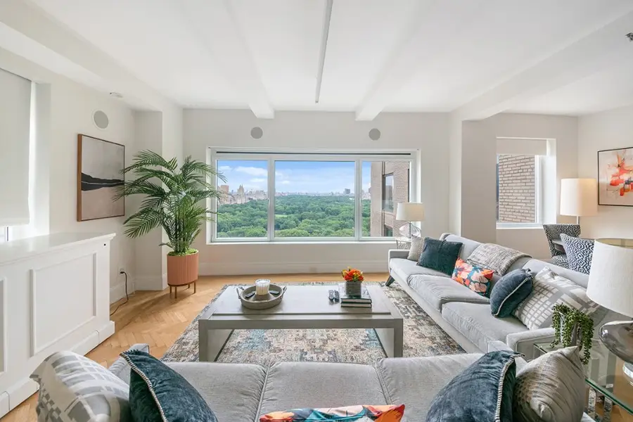 160 Central Park S #2707, Manhattan, NY 10019 - #2