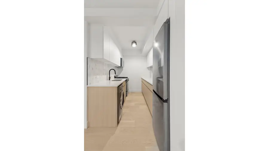 225 E 46th Street #1B, Manhattan, NY 10017 - #2