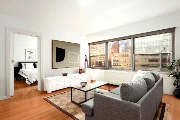 118 E 60th Street #19F, Manhattan, NY 10022