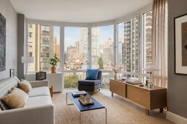 400 E 84th Street #6A, Manhattan, NY 10028
