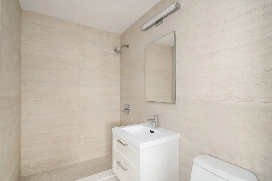 575 Main Street #1109, Manhattan, NY 10044 - #3