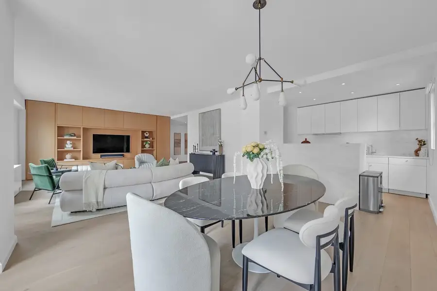 200 E 62nd Street #5D, Manhattan, NY 10065-8327 - #3