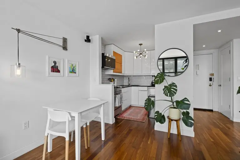 301 W 110th Street #4V, New York, NY 10026 - #3