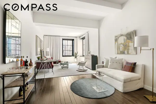 425 W 50th Street #14D, Manhattan, NY 10019