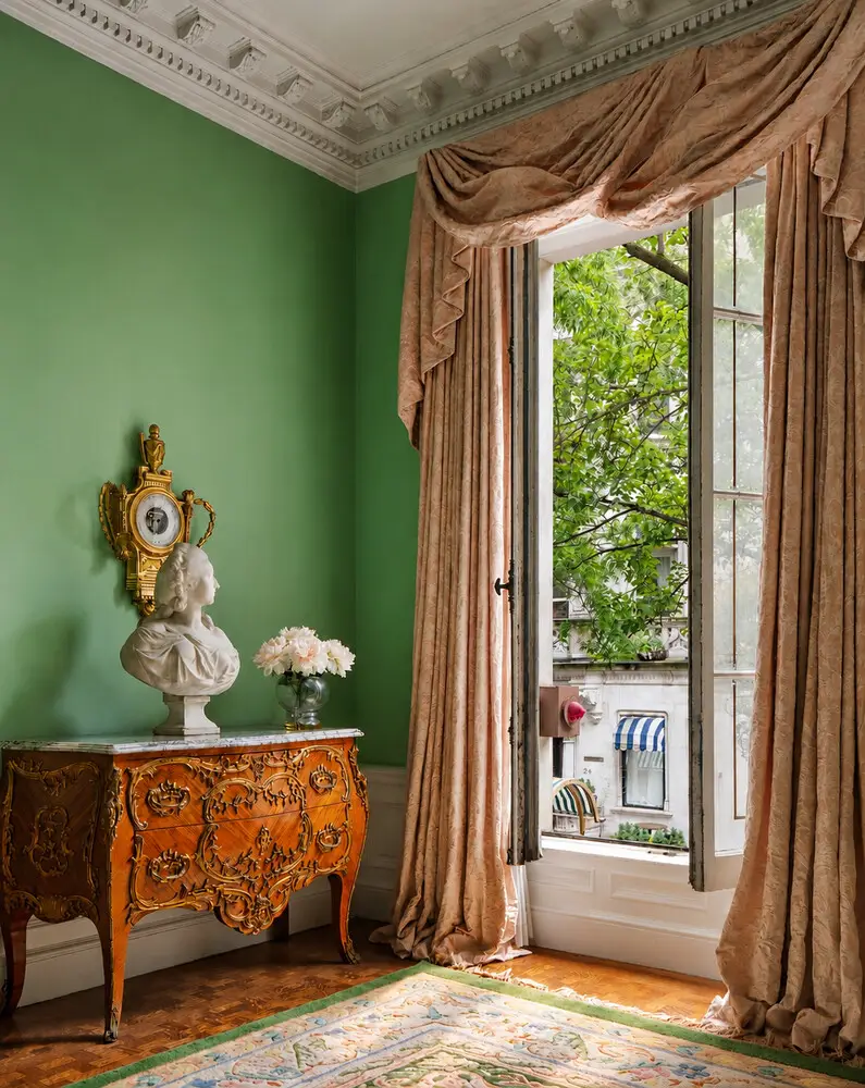 21 E 81st Street, Manhattan, NY 10028 - #2