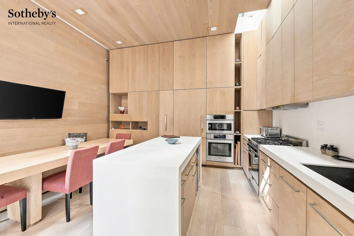 131 E 39th Street, Manhattan, NY 10016 - #1