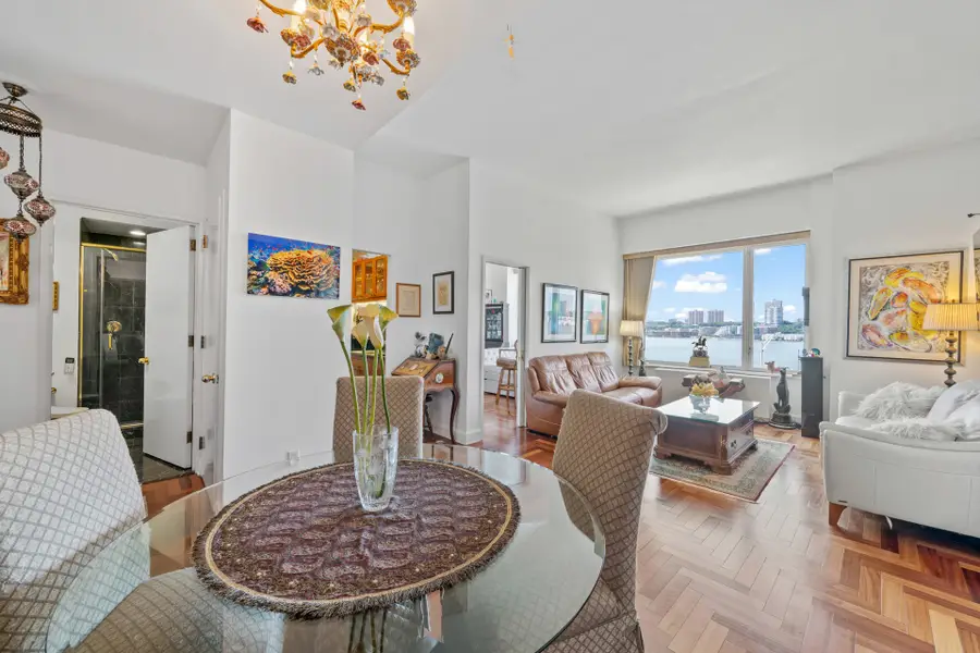 220 Riverside Boulevard #5-K, New York, NY 10069 - #2