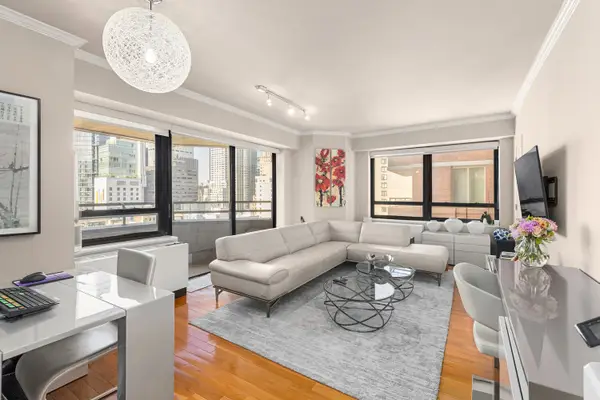 240 E 47th Street #28A, Manhattan, NY 10017