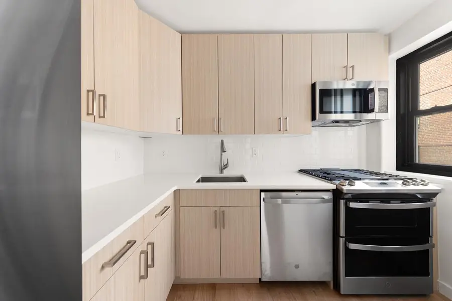 209 Clinton Avenue #10-C, Brooklyn, NY 11205 - #3