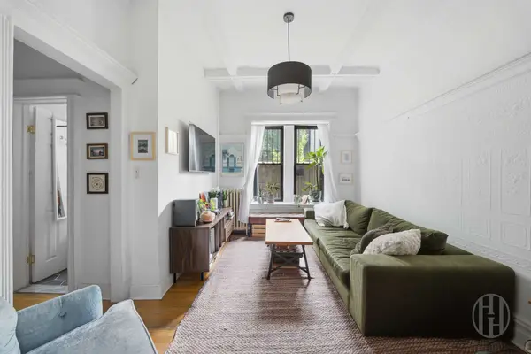 467 Pacific Street #4, Brooklyn, NY 11217-1820