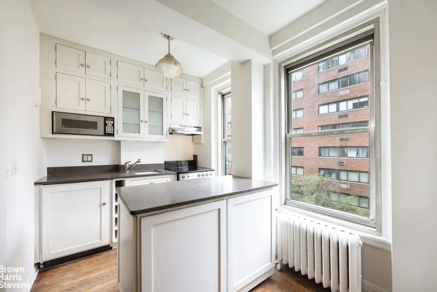 325 W 45th Street #601, Manhattan, NY 10036 - #3