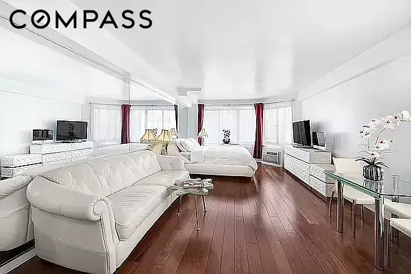225 E 46th Street #12G, Manhattan, NY 10017
