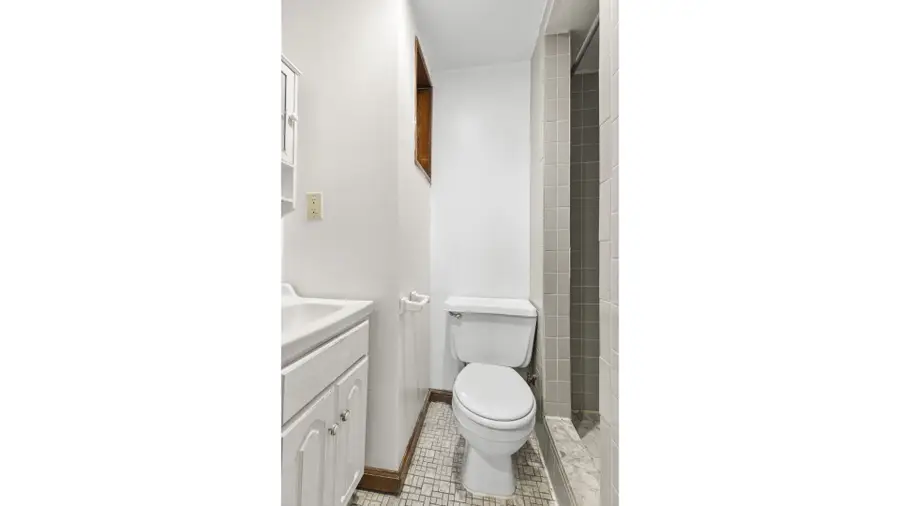 212 E 88th Street #5B, Manhattan, NY 10128 - #3