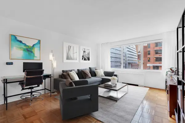 201 E 25th Street #9E, Manhattan, NY 10010