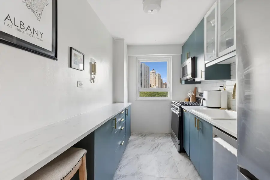 215 Adams Street #10B, Brooklyn, NY 11201 - #2