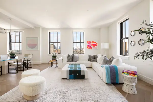 100 Barclay Street #27B, Manhattan, NY 10007