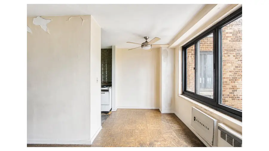 185 Hall Street #701, Brooklyn, NY 11205 - #2